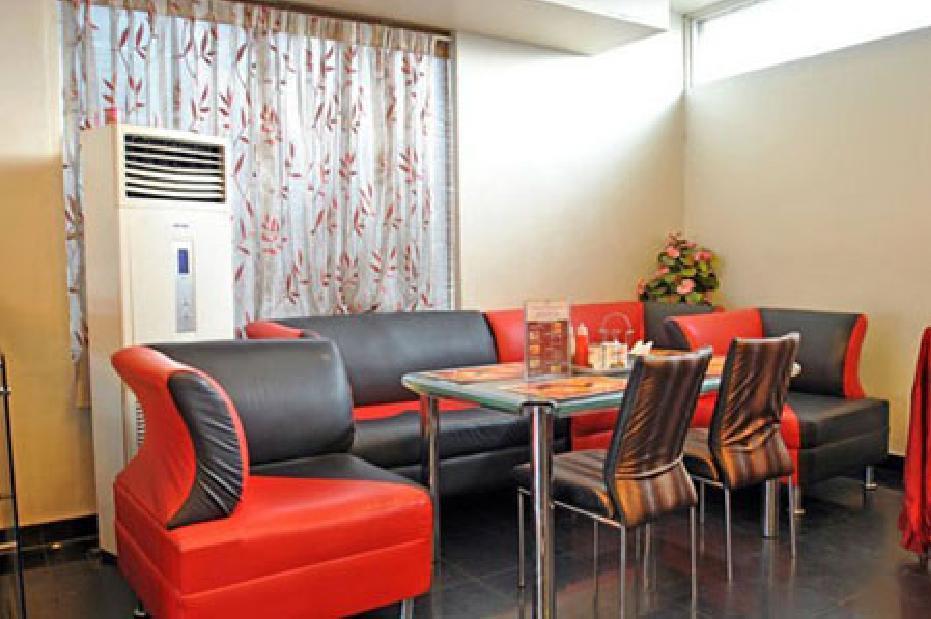Hotel T.A.P. Gold Crest Bengaluru Zewnętrze zdjęcie